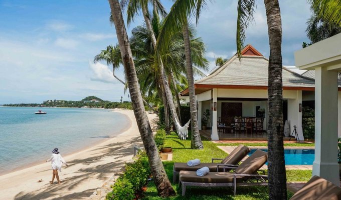 Beachfront Koh Samui Villa Rentals in Maenam 