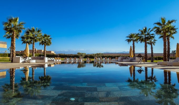 View Pool of luxury villa in Marrakech 
