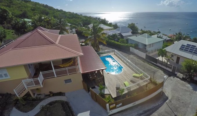 Martinique villa rental in Anses d'Arlet  private pool steps to the beach