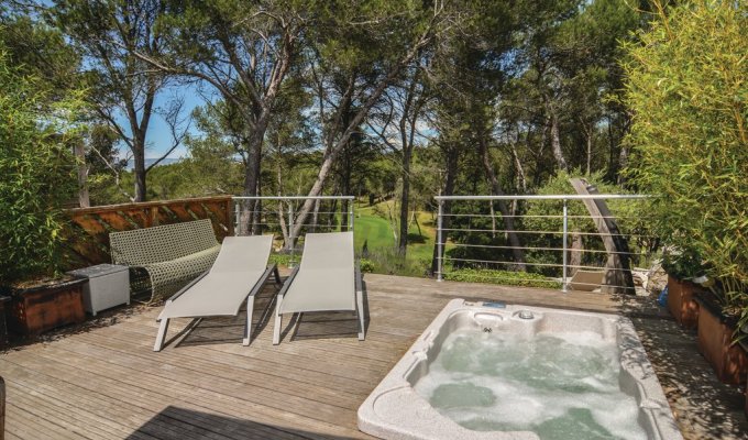 Provence villa rentals Golf Pont Royal with private pool and jacuzzi