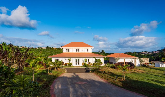 Martinique countryside view villa private pool and close to the beach