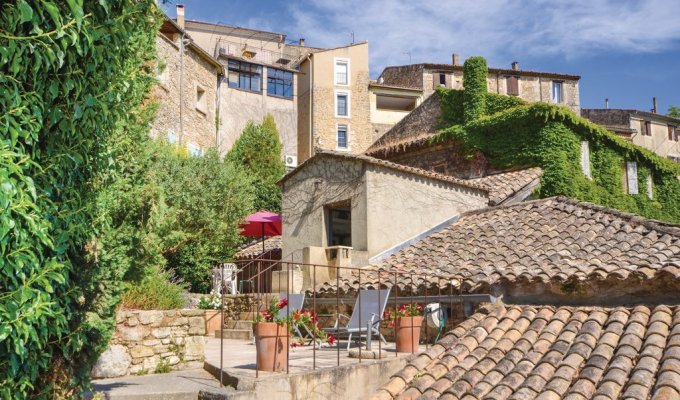 Provence Luberon villa rentals with pool near Gordes