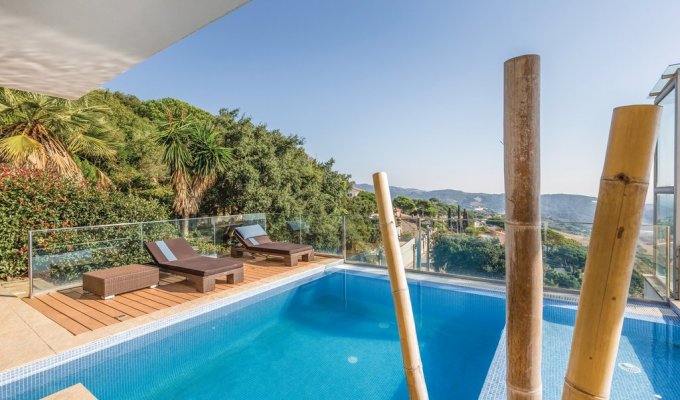 Villa to rent in Barcelona Sant Cebria de Vallalta