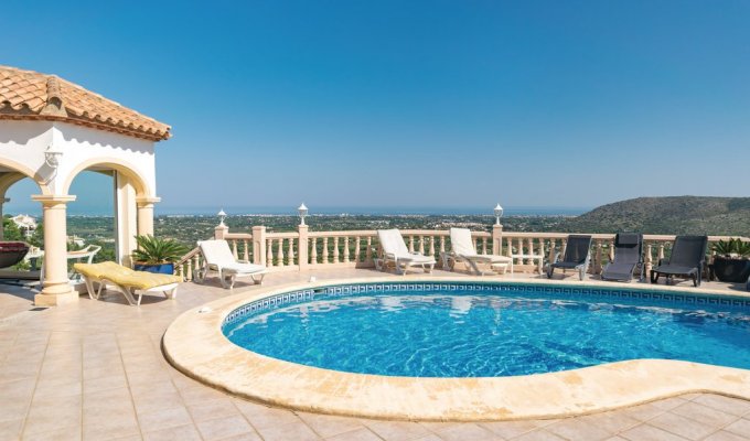 Villa to rent in Alicante (Costa Blanca) private pool Pedreguer