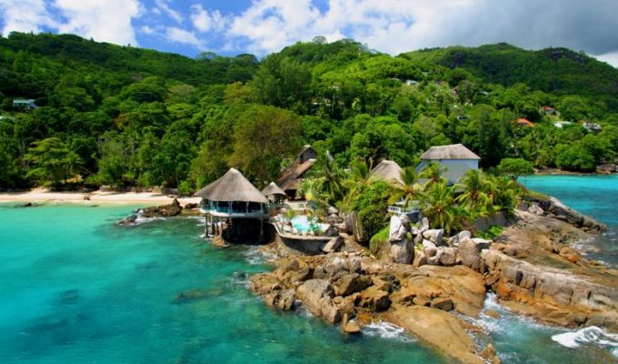 Mahé Room, Suites & Villas on the Beau Vallon beach, Seychelles