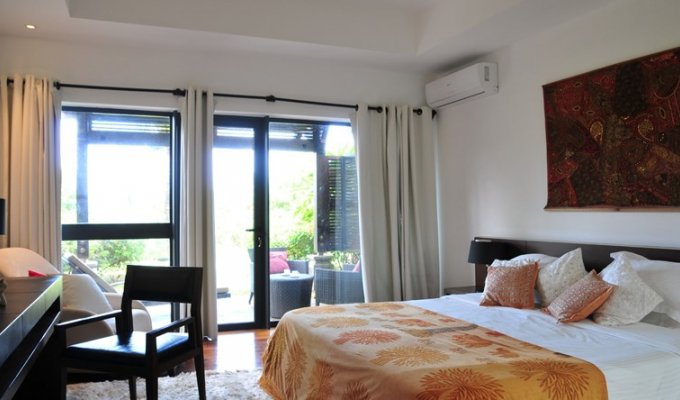 Mauritius luxury Villas Rentals between golf & beach 200 m South West Coast
