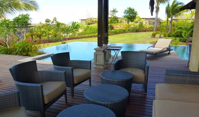 Mauritius luxury Villas Rentals between golf & beach 200 m South West Coast