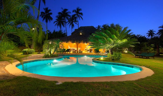 Dominican Republic Villa  Vacation Rentals in Las Terrenas 100 m from the beach