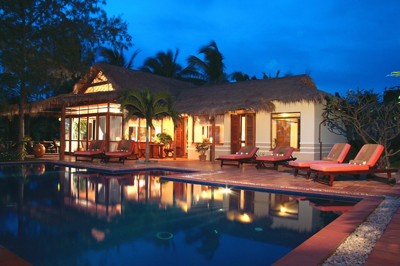 Hotels Vietnam Bord De Mer #2: ... Bungalow Rental In Luxury Spa Hotel In The Seaside For A Stay In Phan Thiet, ... Hotels Vietnam Bord De Mer #2: ... Bungalow Rental In Luxury Spa Hotel In The Seaside For A Stay In Phan Thiet, ...