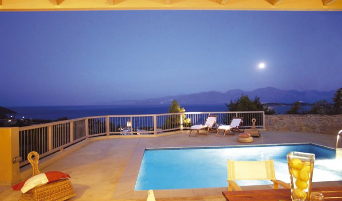 Luxury Villa Crete with sea view and private pool. Villas in Greece