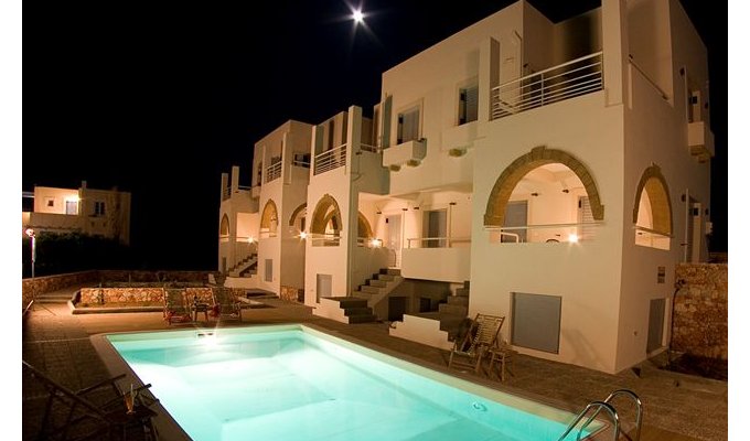 Rental Villa in a hotel complex with swimming pool. Accommodation 3 to 5 pers.