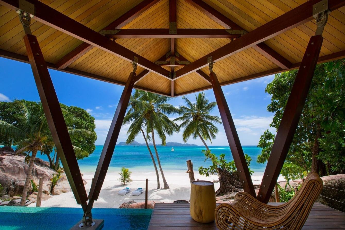 Seychelles Luxury Villa rentals beachfront Praslin