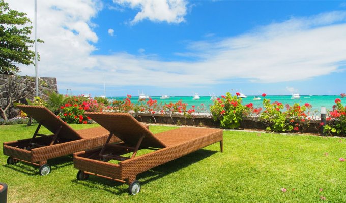 Mauritius beachfront apartment & Penthouses rentals in Trou aux Biches with a panoramic view of the white sandy beach 