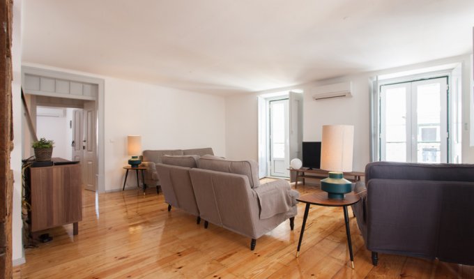 Lisbon Bairro Alto Portugal Apartment Holiday Rental with balcony close to Rossio Station