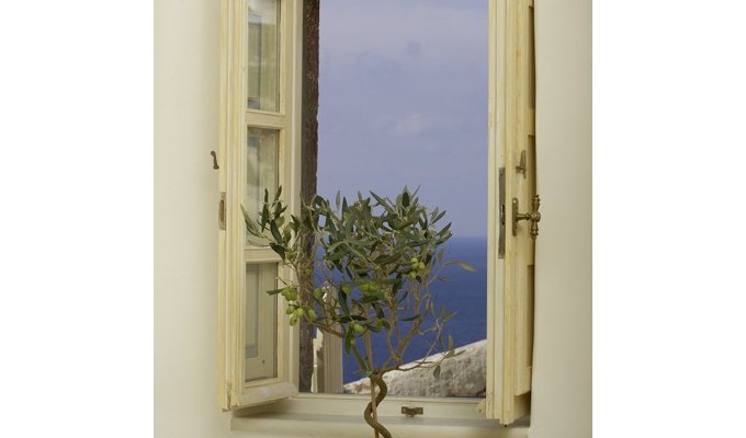 Luxury Santorini Villa Rental with heated indoor swimming pool and sea view