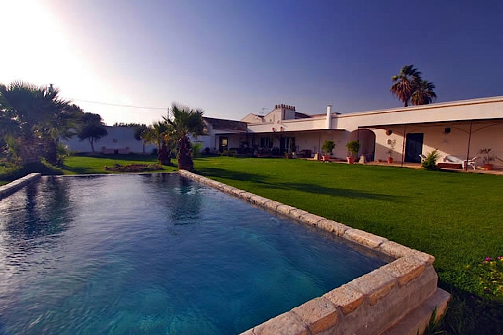 SICILY Luxury Villa Vacation Rentals with private pool Marsala