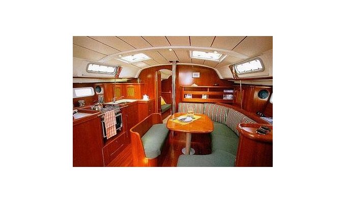 Cruising to the map 6 people in the West Indies skipper sailboat + departure Guadeloupe Saint François