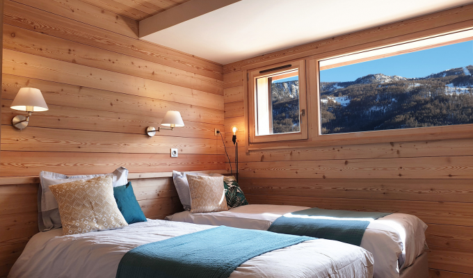 Luxury chalet rental Serre Chevalier Southern Alps at the foot of the slopes sauna concierge service