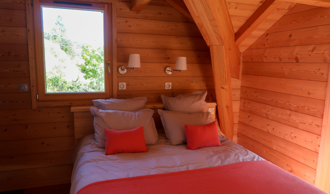 Luxury chalet rental Serre Chevalier Southern Alps at the foot of the slopes sauna concierge service