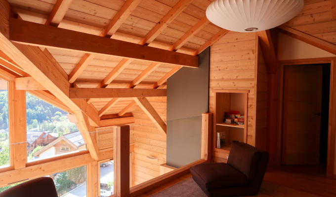 Luxury chalet rental Serre Chevalier Southern Alps at the foot of the slopes sauna concierge service