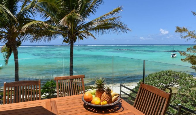 Mauritius Beachfront Villa Rentals in Palmar close to L'ile aux Cerfs,East Coast