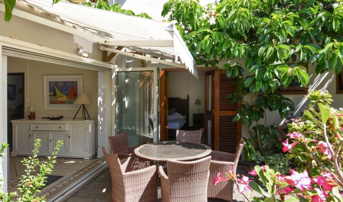 Mauritius Beachfront Villa Rentals in Palmar close to L'ile aux Cerfs,East Coast