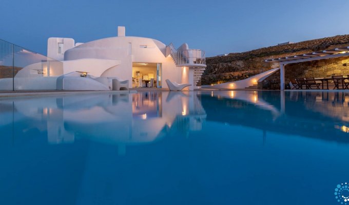 Greece villa vacation rentals in Mykonos with sea view 10min city Mykonos