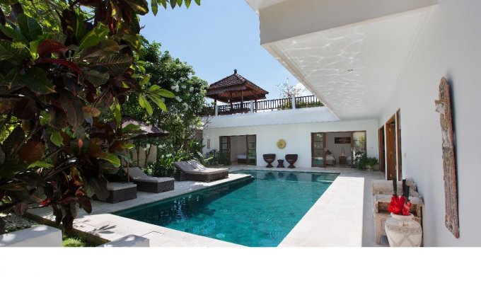 Bali Canggu Villa Rental with private pool near the beach and staff