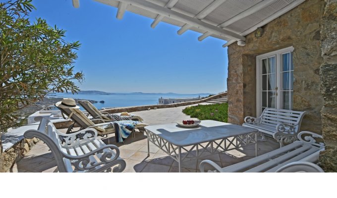 Greece Villa Vacation rentals Mykonos with terrace and on the Houlakia hill