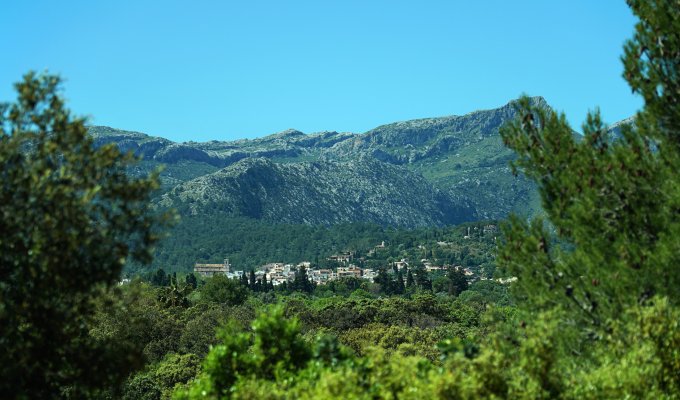 Majorca Luxury villa rental with heated private pool and with mountain view in Pollensa (Balearic Islands)