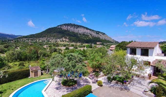 Majorca villa rental with private swimming pool and close to the historic town- Pollença (Balearic Islands)