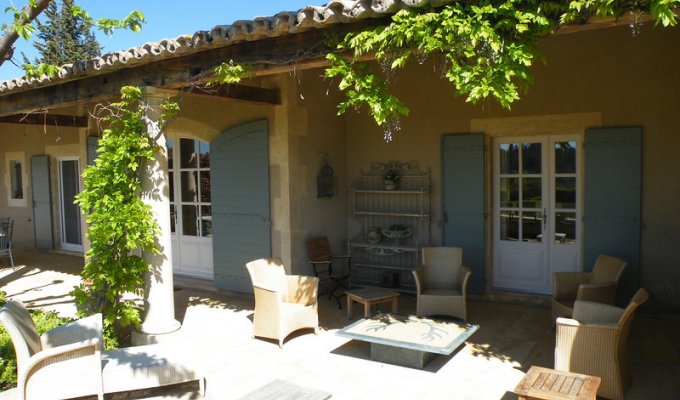 Saint Remy de Provence luxury villa rentals with private pool