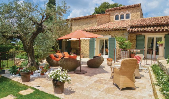 Saint Remy de Provence luxury villa rentals with private pool