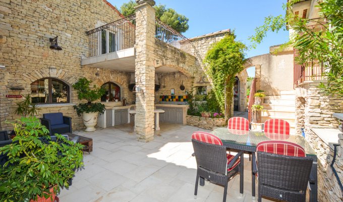 Saint Remy de Provence luxury villa rentals with private pool