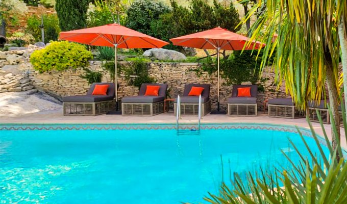 Saint Remy de Provence luxury villa rentals with private pool