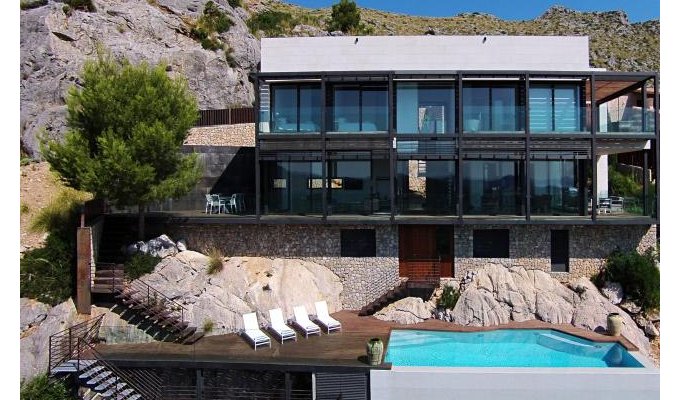 Balearic Islands Mallorca Pollensa  luxury villa rental private swimming pool Seaview