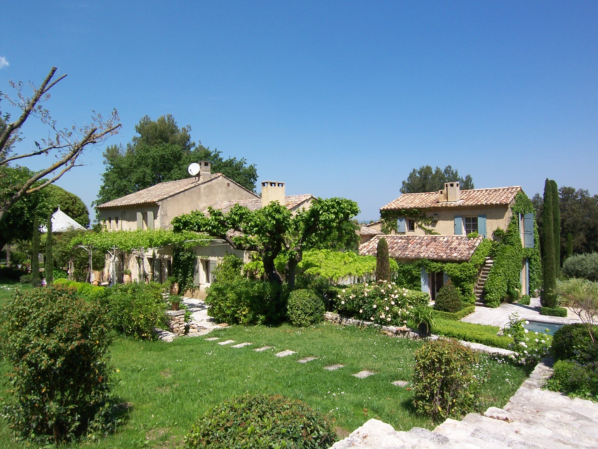 Saint Remy de Provence luxury villa rentals with private pool