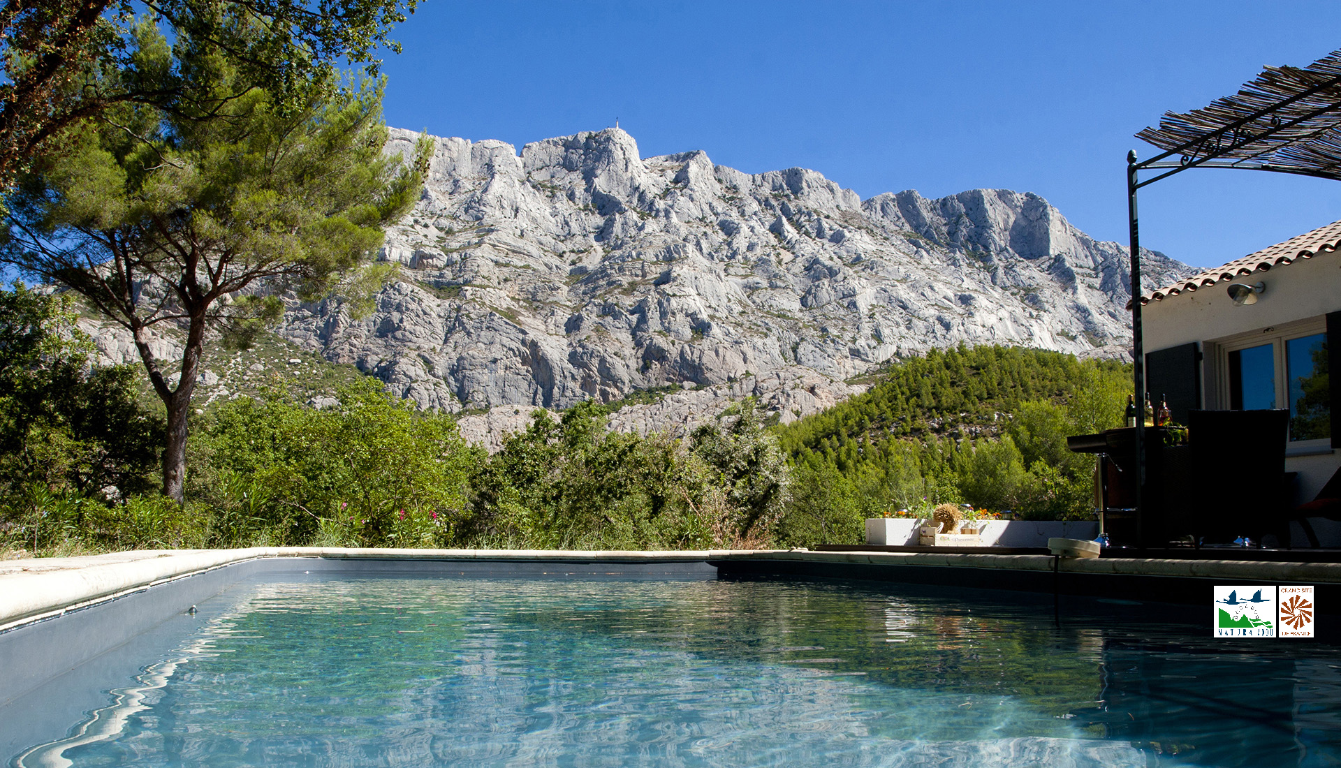 Provence luxury villa rentals Aix en Provence with heated private[....]