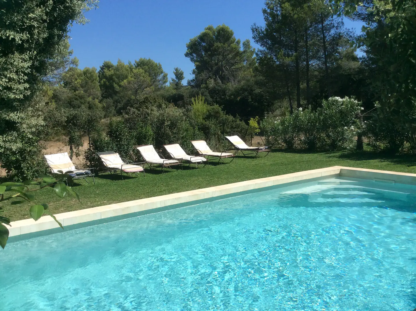 Saint Remy de Provence luxury villa rentals with heated private pool[....]