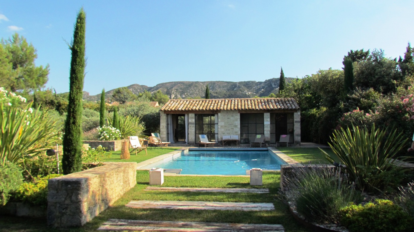 Saint Remy de Provence luxury villa rentals with private pool