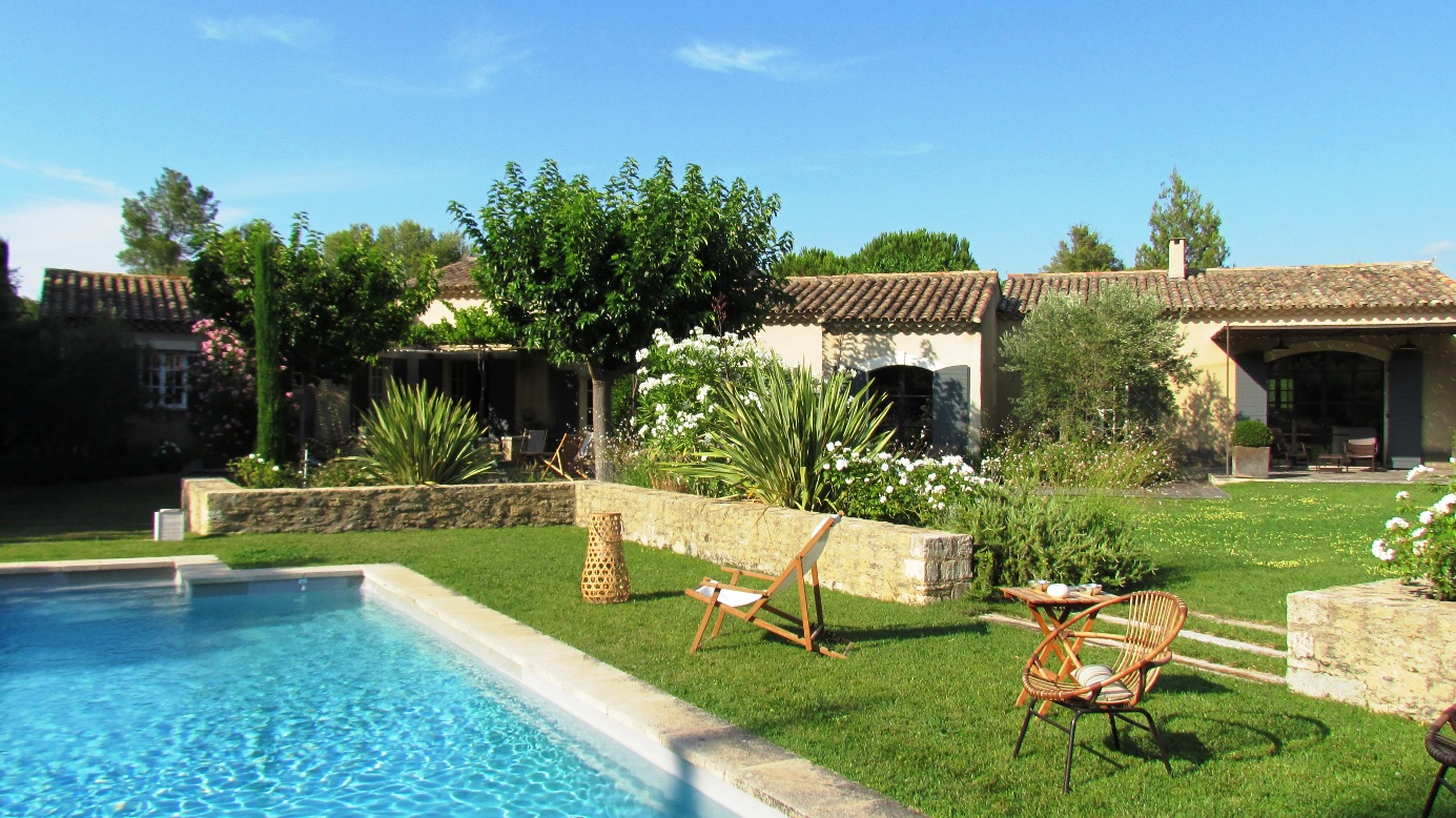 Saint Remy de Provence luxury villa rentals with private pool