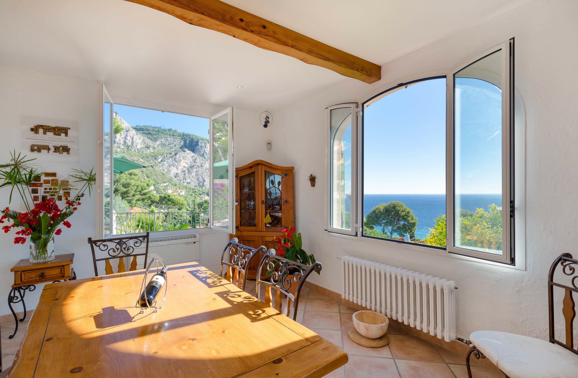 Luxury French Riviera Villa Rental near beach sea view private pool[....]