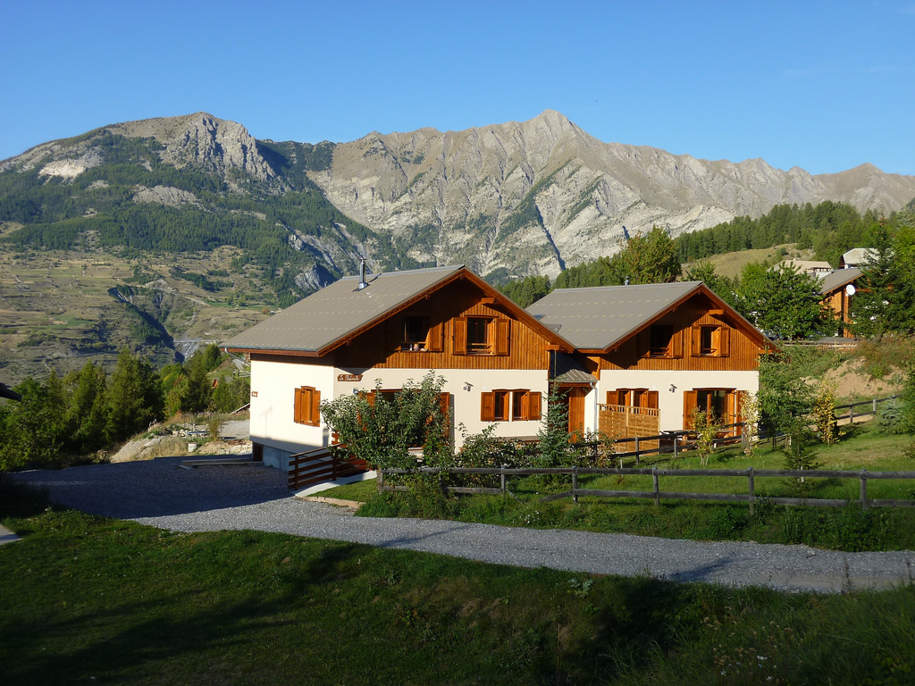South French Alps Chalet rentals ski slopes