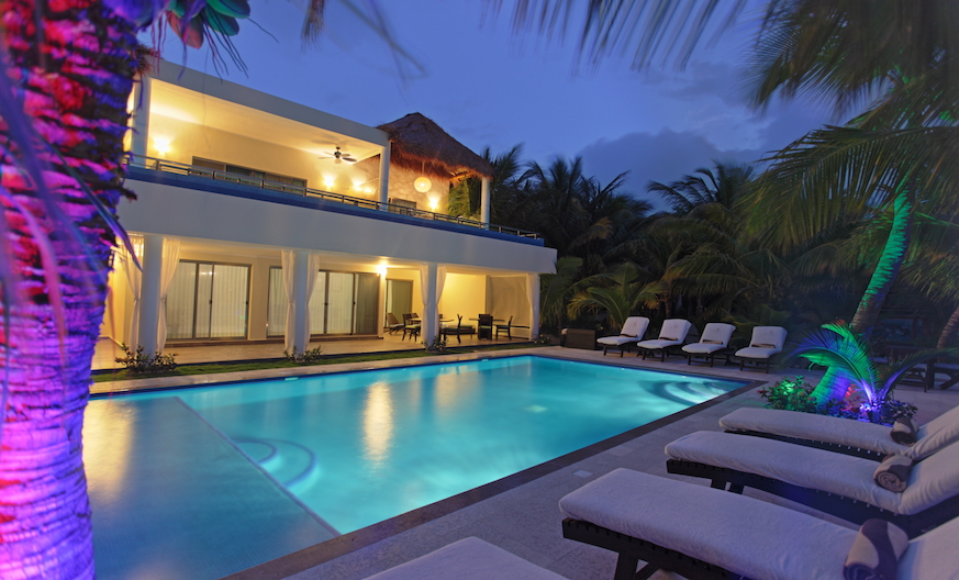 Mayan Riviera Puerto Morelos beachfront villa vacation rentals with[....]