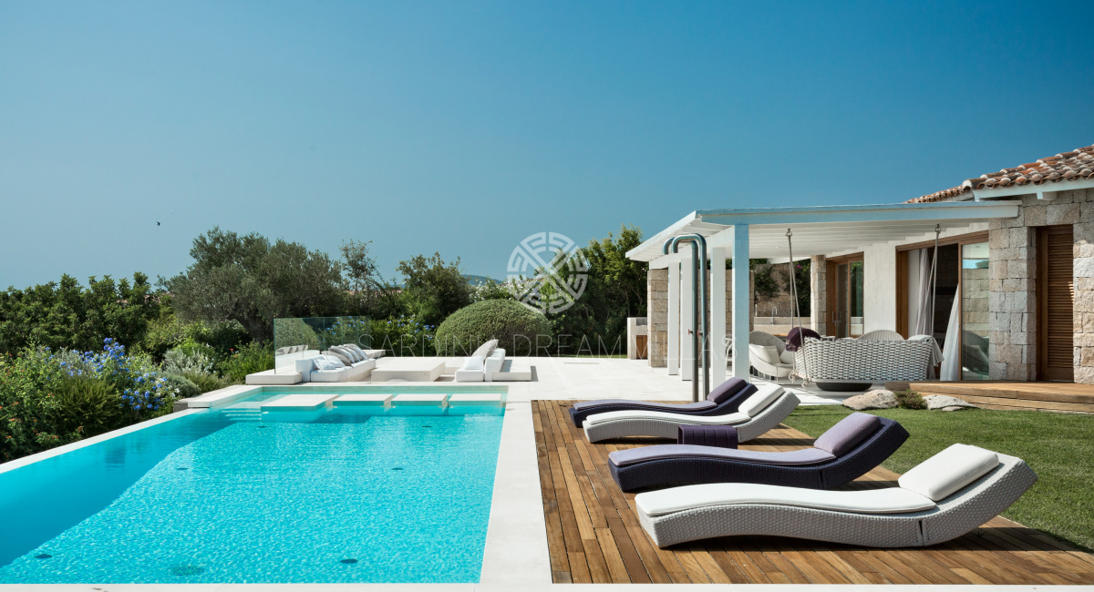 Sardinia Villa Vacation rental with private pool and Staff