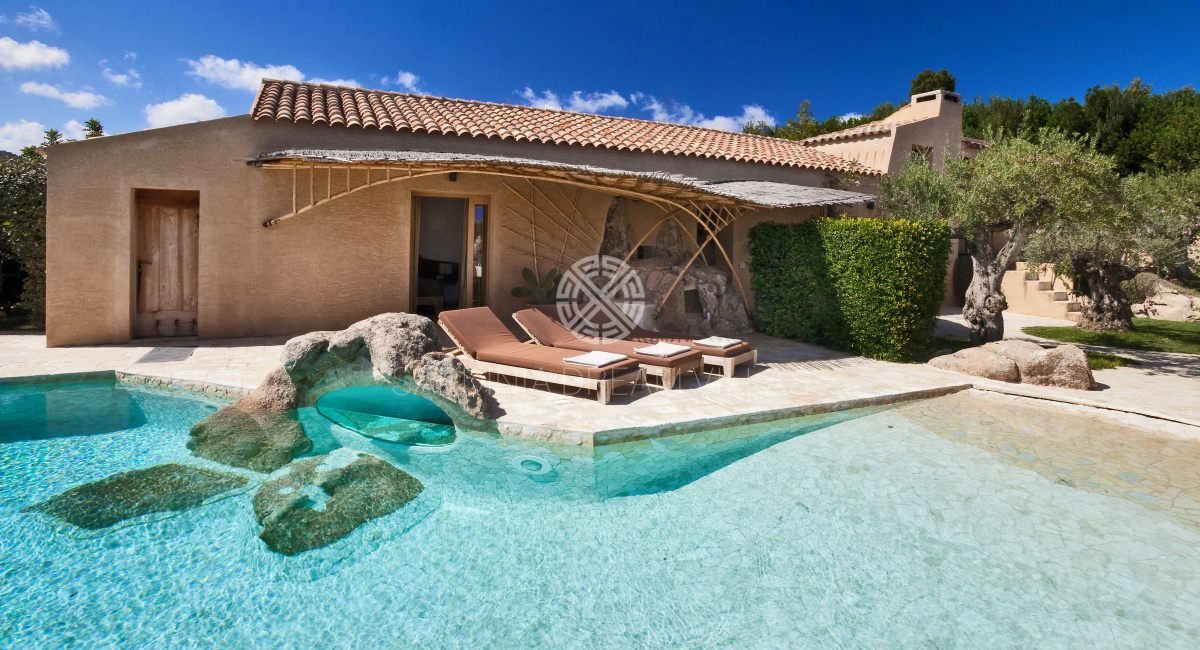 Sardinia Villa Vacation rental with private pool and Staff