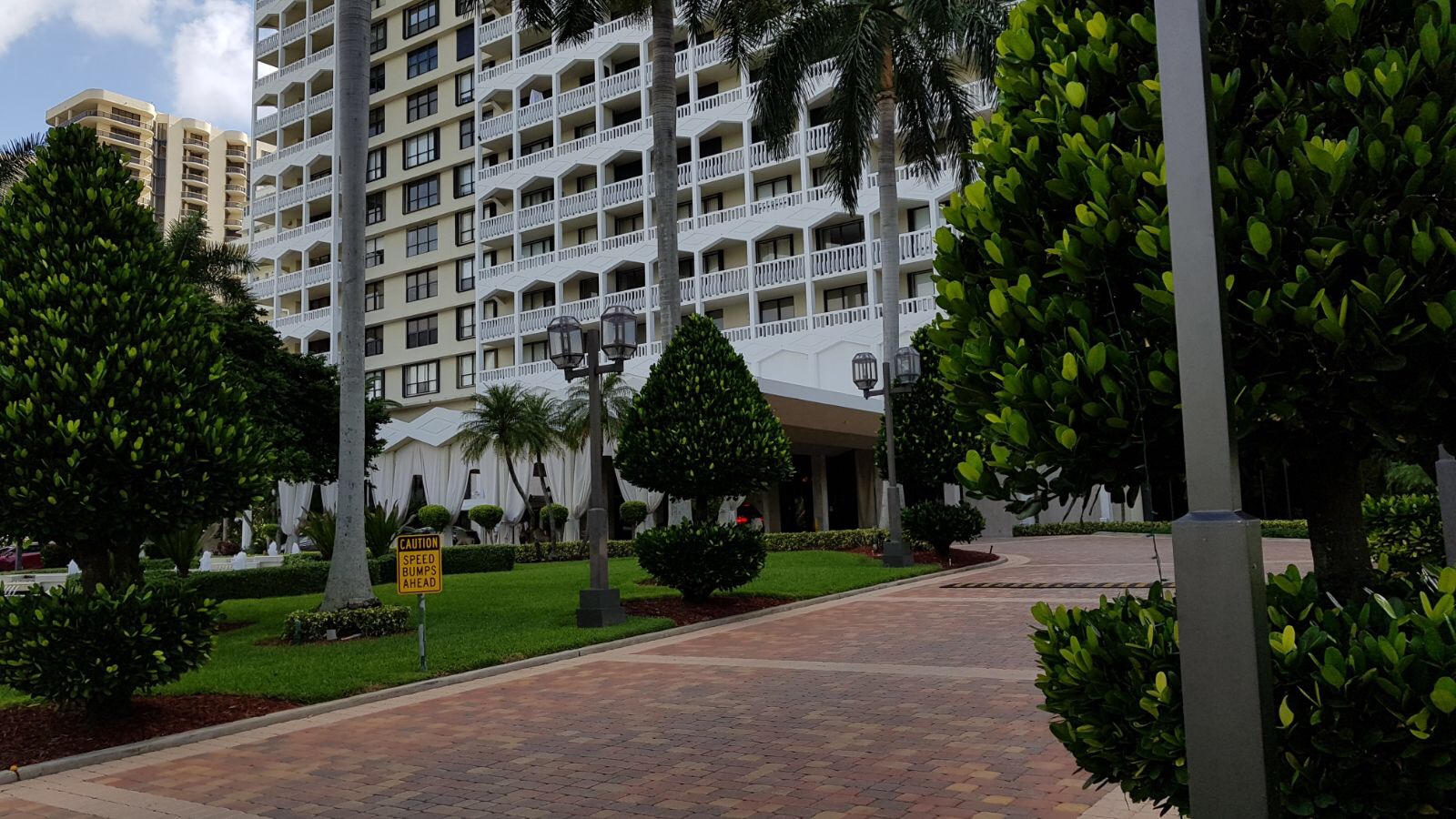 Bal Harbour 2 bedroom unit rental in Balmoral Aventura