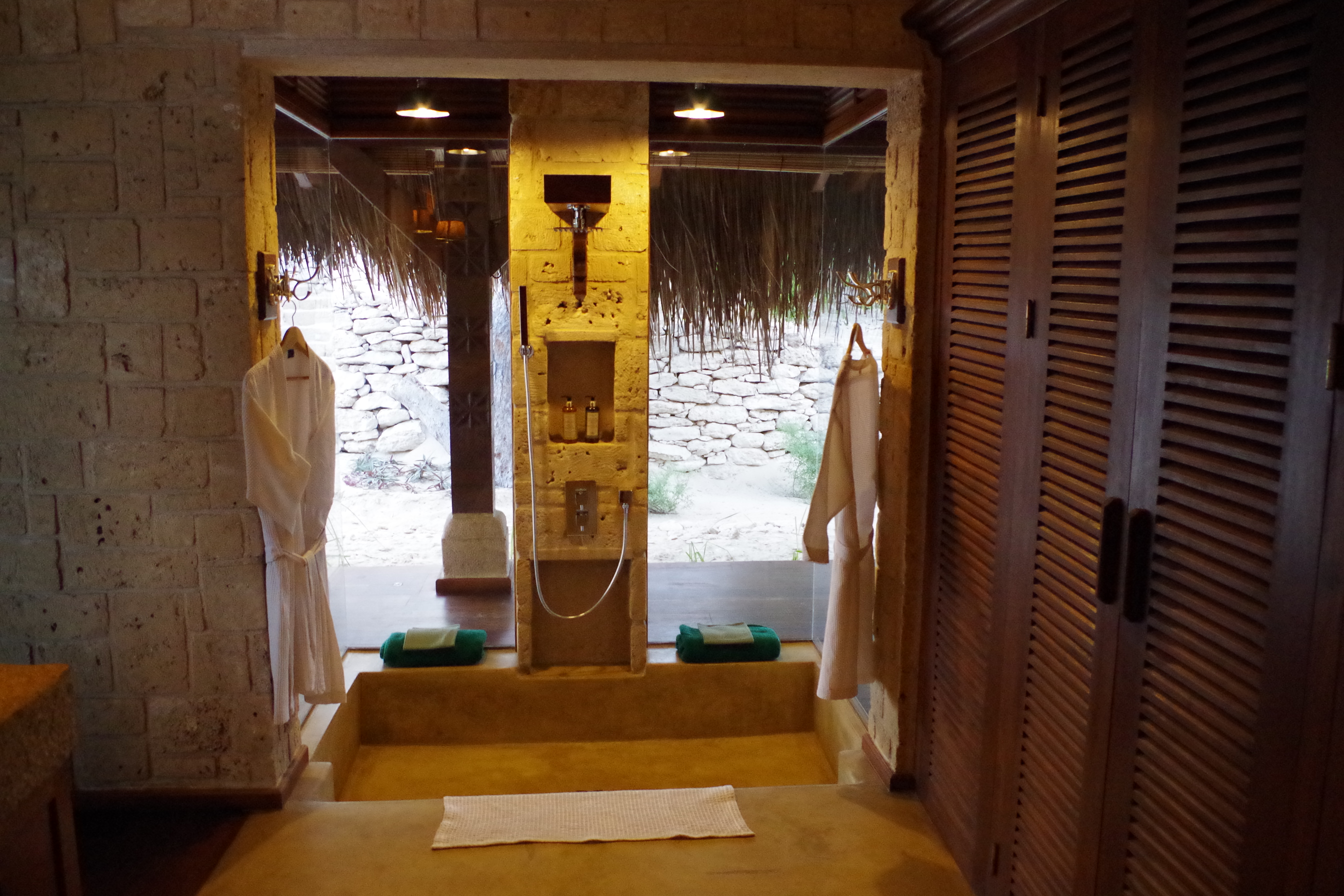 South Madagascar Beachhouse rental with private beach All Inclusive[....]