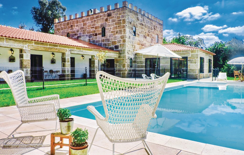 Porto Villa Rental With Private Pool In The Romanesque Route Of Portugal