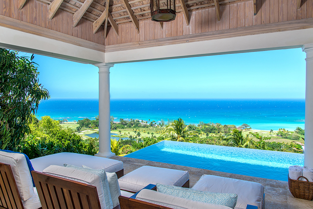 Jamaica villa vacation rentals Montego Bay with heated pool and view[....]